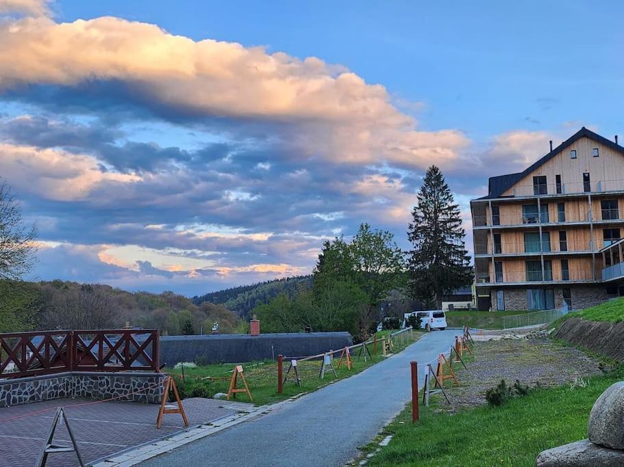 Krasny Apartman Refrino Janské Lázně Eksteriør billede